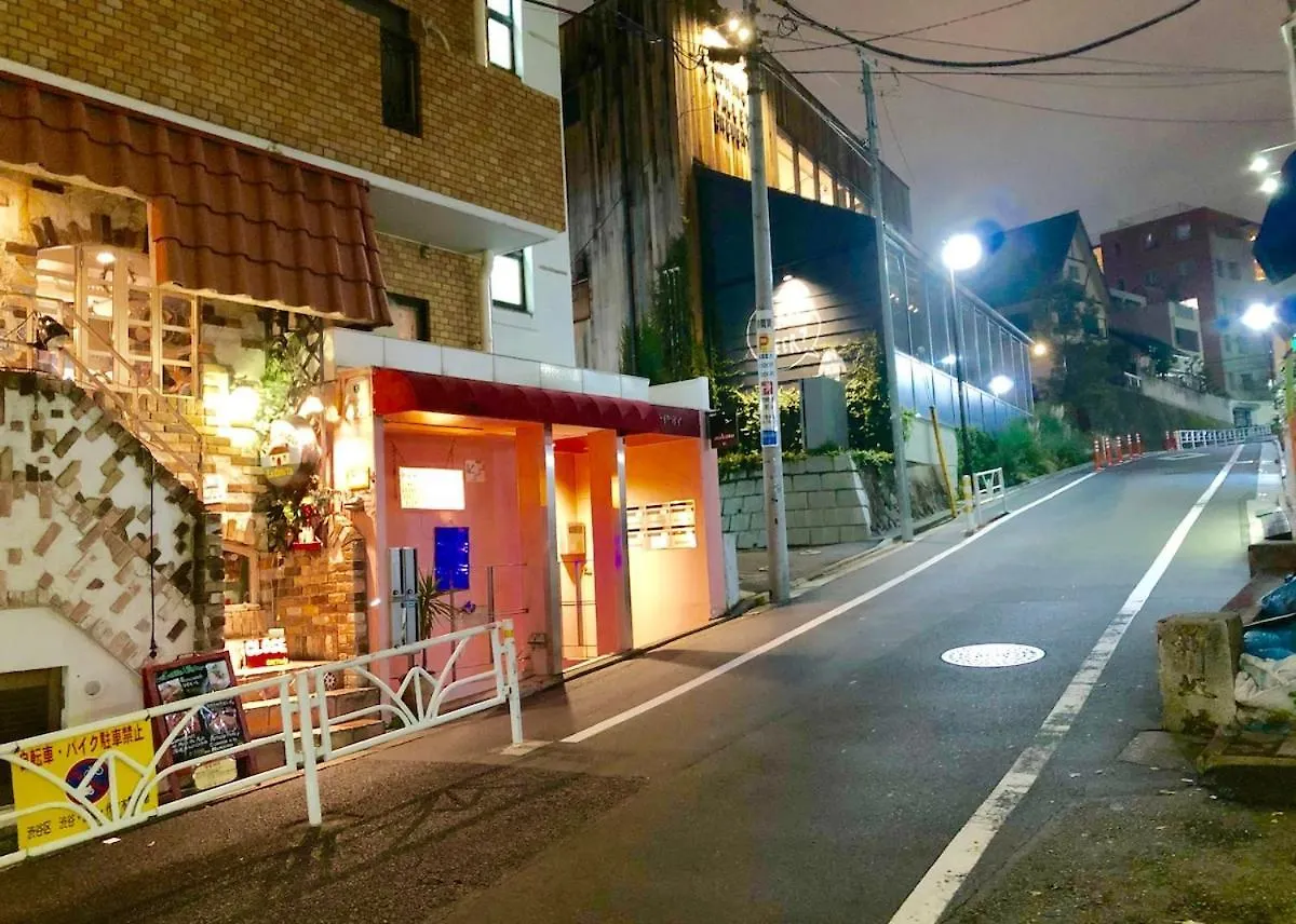 A Cosy Daikanyama Stay At The Anime Sanctuary Tokyo 0*,